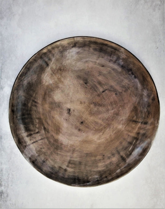 צלחת הגשה גדולה בגוון אפור כהה