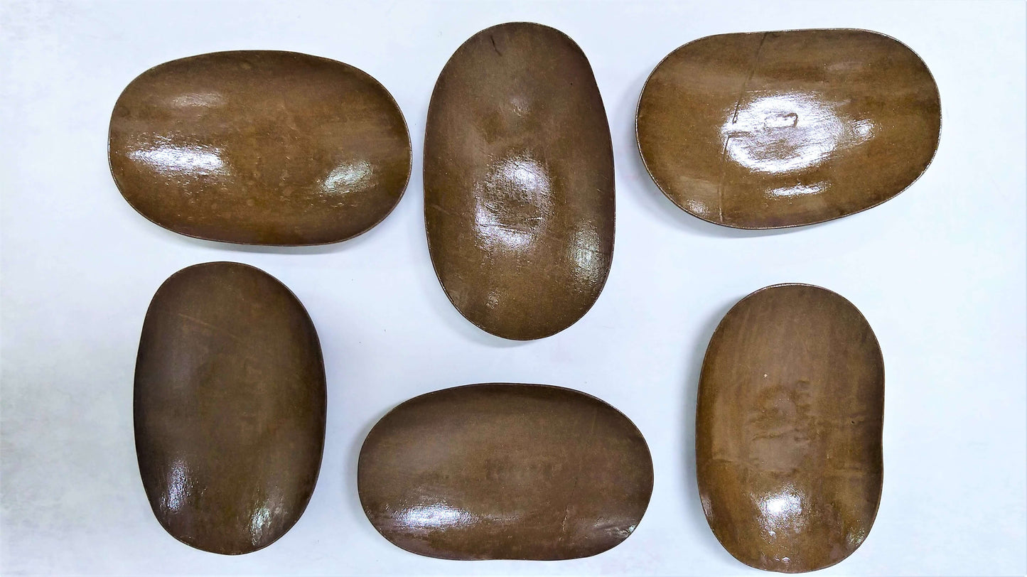 סט צלחות קרמיקה בעבודת יד