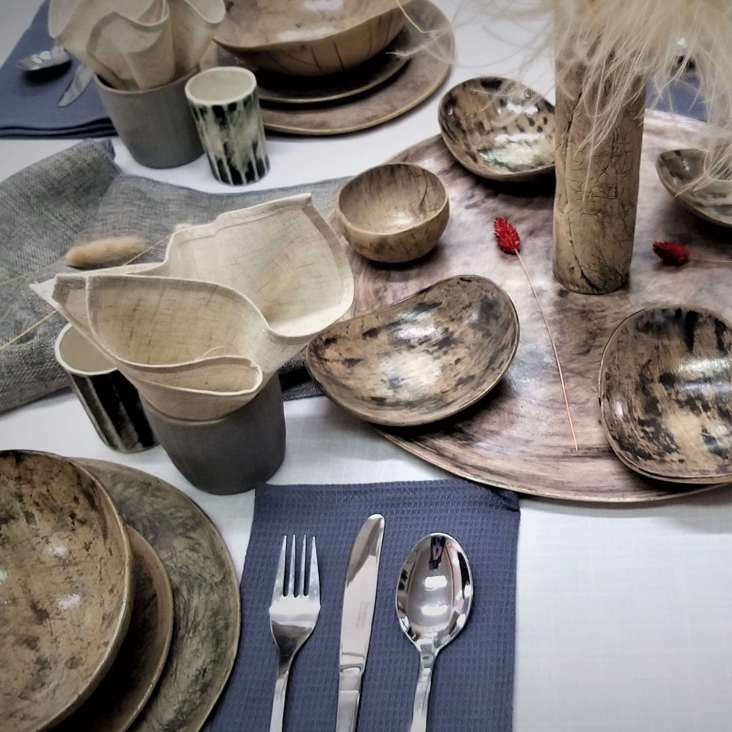 complete ceramic dinnerware set