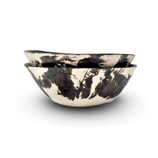 זוג קערות קרמיקה עבודת יד בצבעי לבן שחור