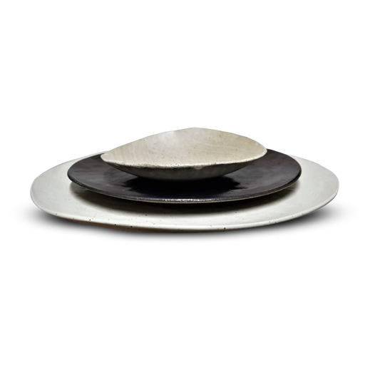 שלוש צלחות קרמיקה עבודת יד